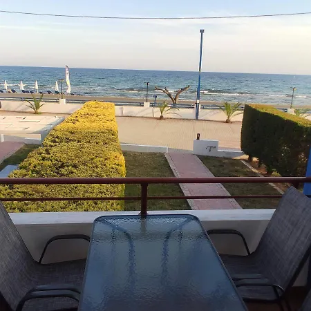 Seaview On The Wave Apartament *