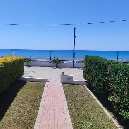 Seaview On The Wave 公寓 *